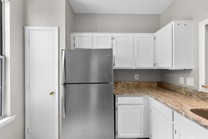 19. 10258 Wild Apple Cir.jpg