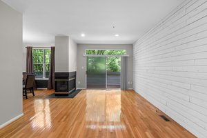 09. 10258 Wild Apple Cir.jpg