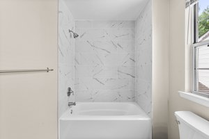 30. 10258 Wild Apple Cir.jpg