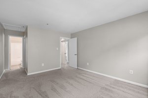 34. 10258 Wild Apple Cir.jpg