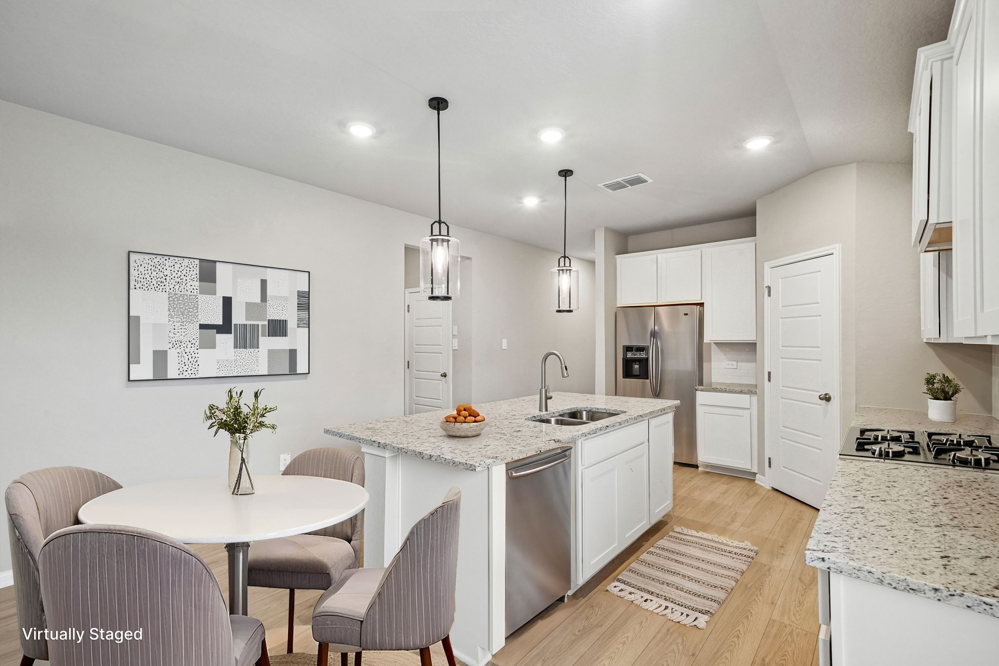 San Antonio East - Royal Crest - 10259 King Robert San Antonio TX 78239 - 008 virtually staged