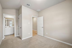 San Antonio East - Royal Crest - 10259 King Robert San Antonio TX 78239 - 011