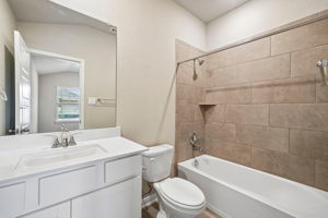 San Antonio East - Royal Crest - 10259 King Robert San Antonio TX 78239 - 012
