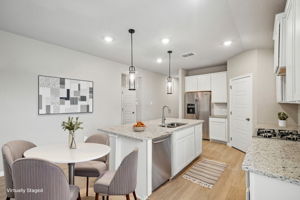 San Antonio East - Royal Crest - 10259 King Robert San Antonio TX 78239 - 008 virtually staged