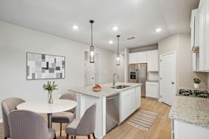 San Antonio East - Royal Crest - 10259 King Robert San Antonio TX 78239 - 008 virtually staged