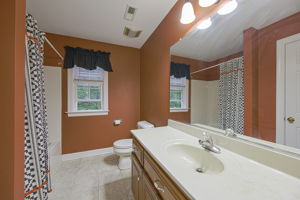  Photo 31