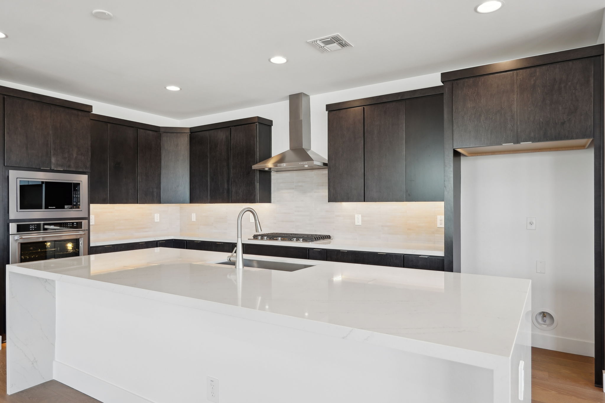 10262 E Utah Ave-012