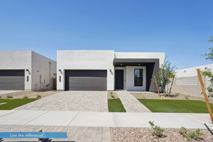 10262 E Utah Ave-001