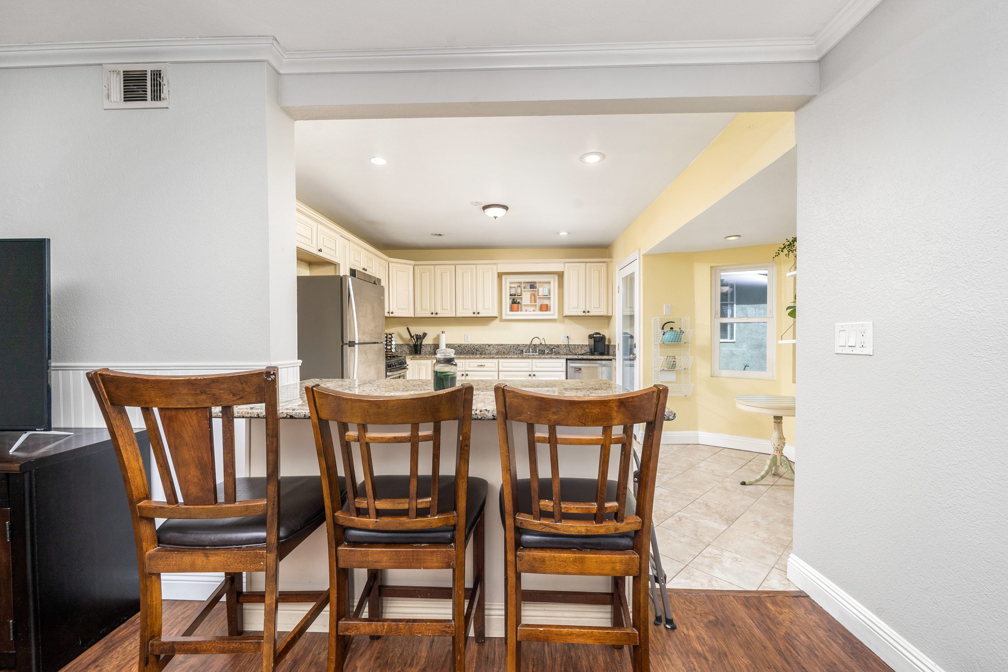 10262 Selkirk Ave, Riverside, CA 92503, USA Photo 13