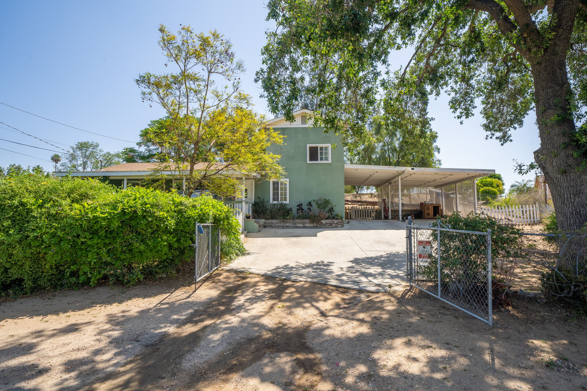10262 Selkirk Ave, Riverside, CA 92503, USA Photo 2