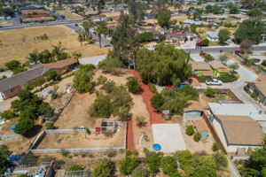 10262 Selkirk Ave, Riverside, CA 92503, USA Photo 47