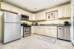 10262 Selkirk Ave, Riverside, CA 92503, USA Photo 14