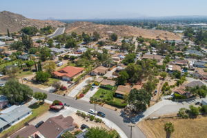 10262 Selkirk Ave, Riverside, CA 92503, USA Photo 52