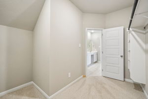 San Antonio East - Royal Crest - 10263 King Robert San Antonio TX 78239 - 025