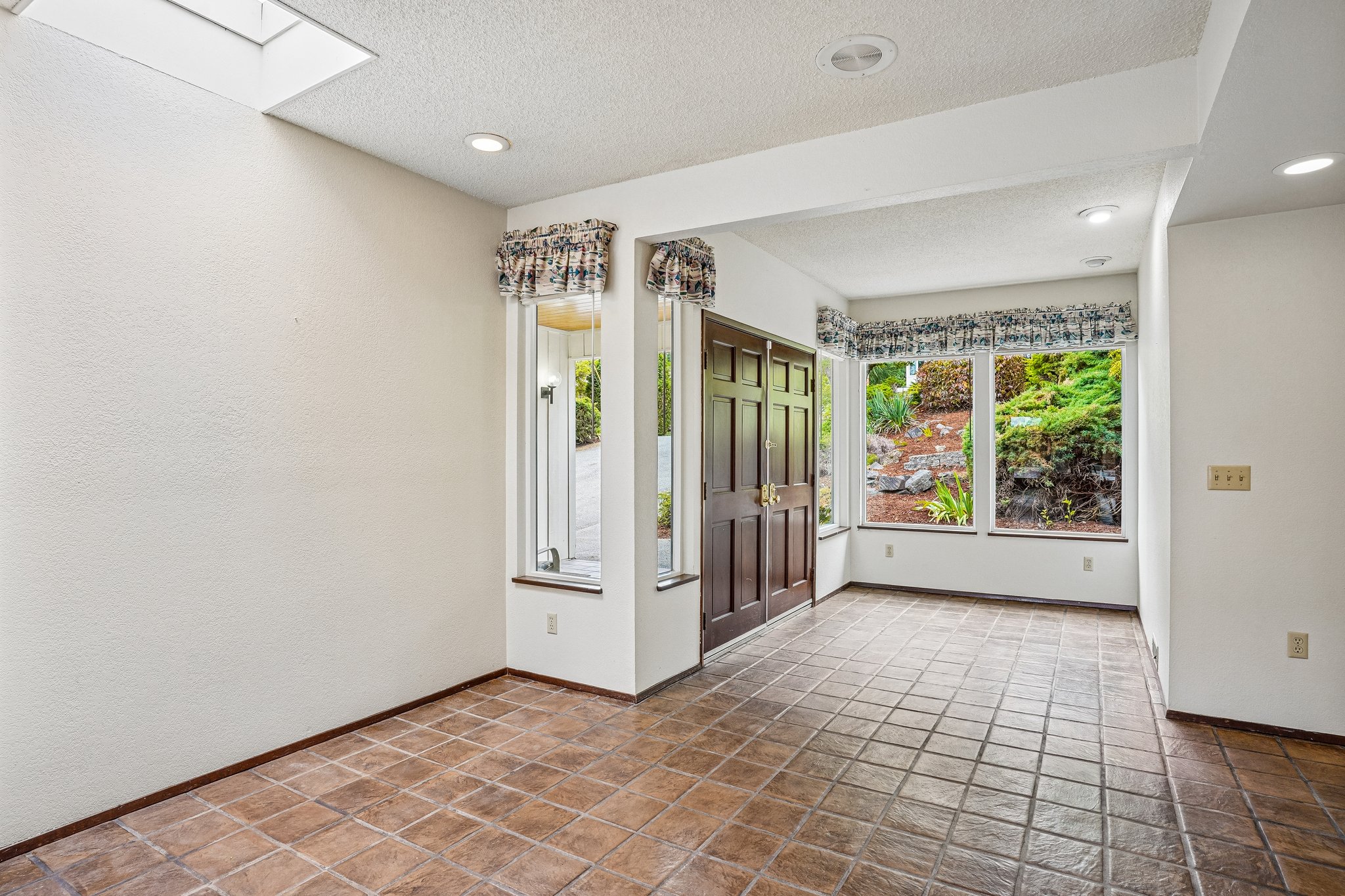 Crestwood Ln-S2907-008.jpg
