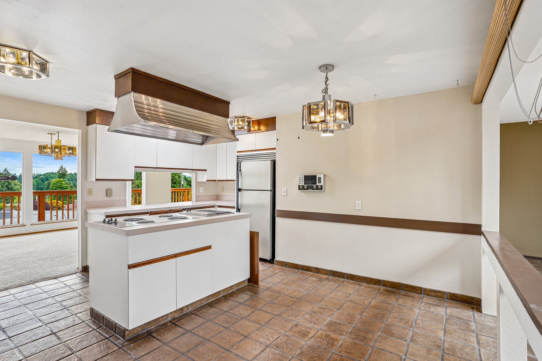 Crestwood Ln-S2907-014.jpg