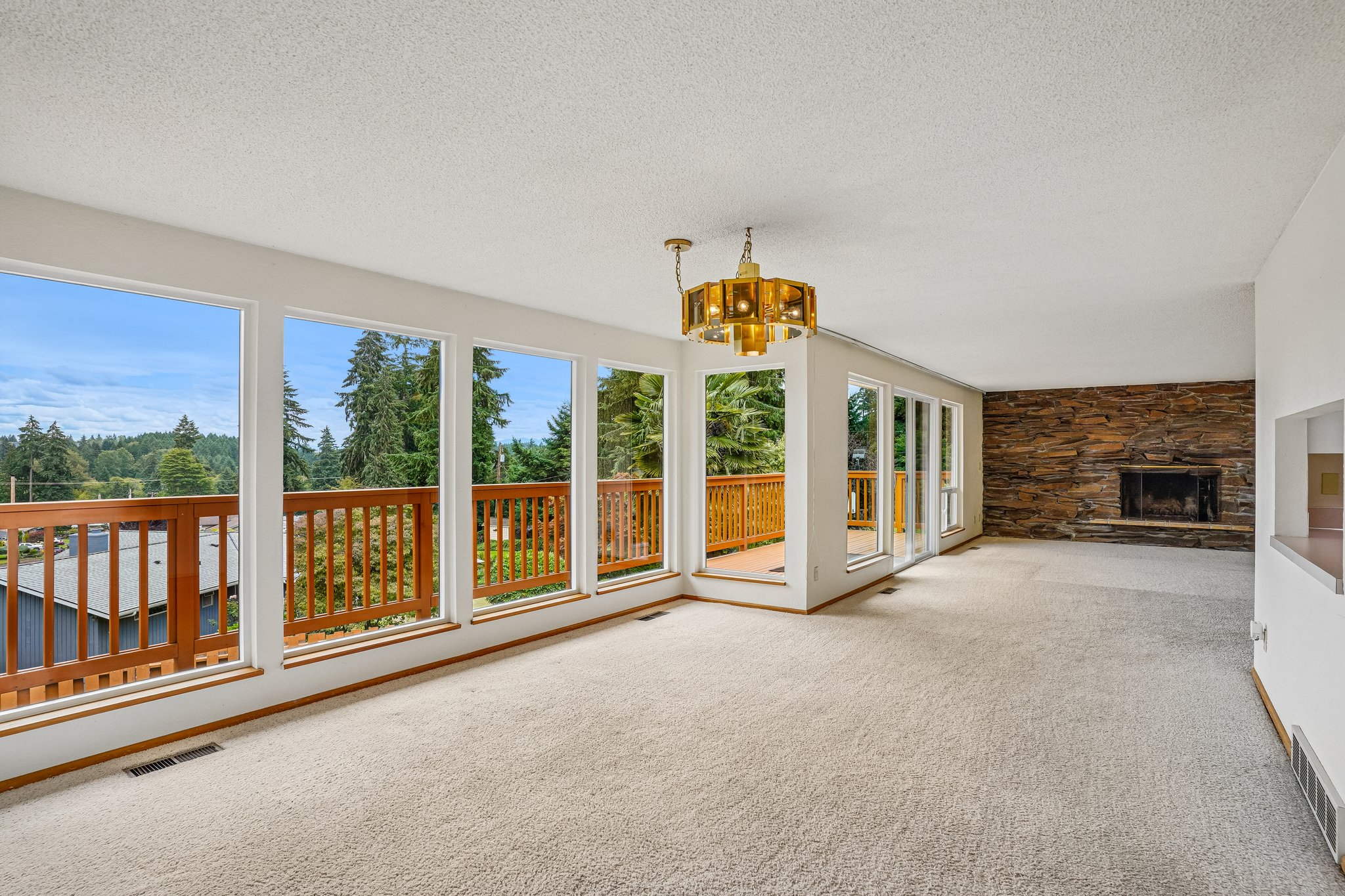 Crestwood Ln-S2907-036.jpg