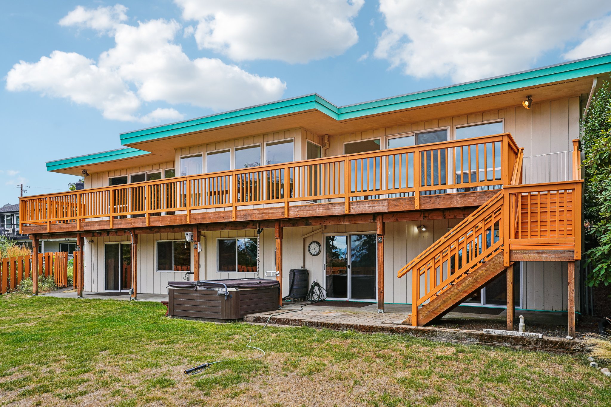 Crestwood Ln-S2907-073.jpg