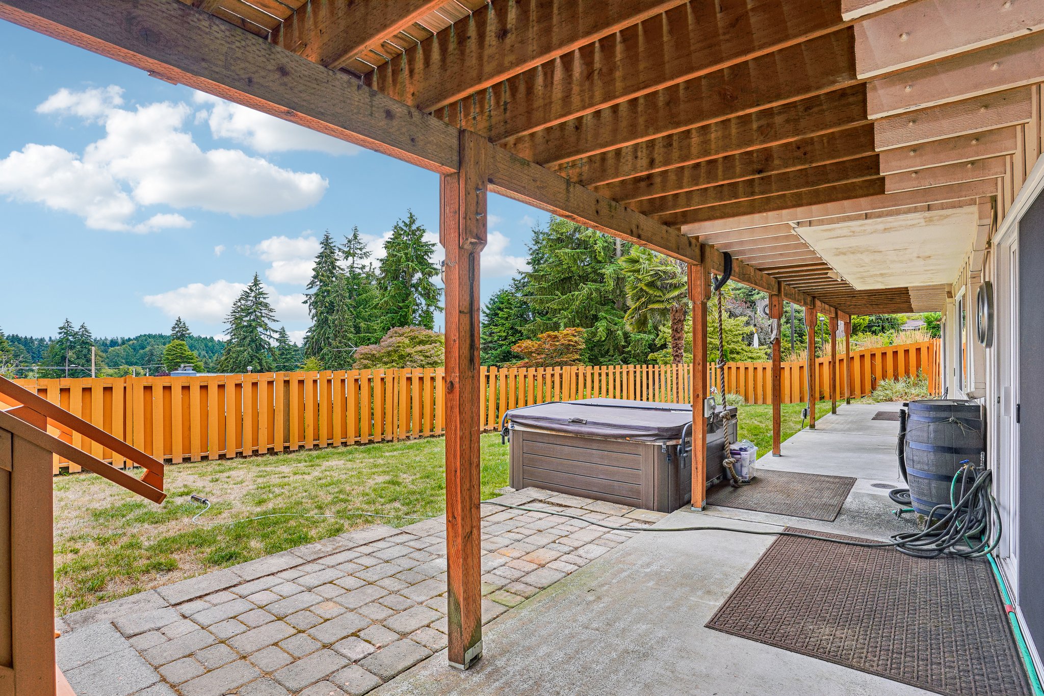 Crestwood Ln-S2907-074.jpg
