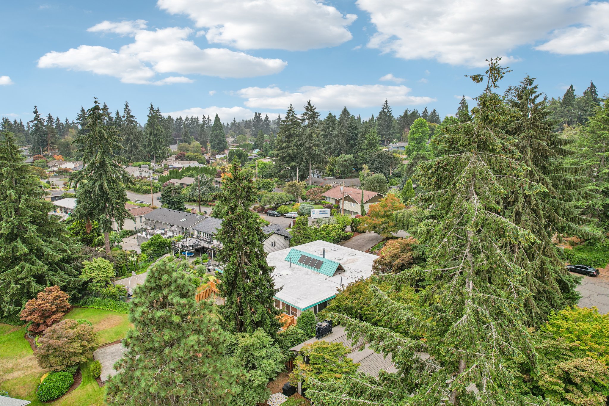 Crestwood Ln-S2907-091.jpg