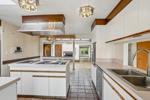 Crestwood Ln-S2907-018.jpg