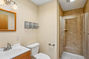 Crestwood Ln-S2907-052.jpg