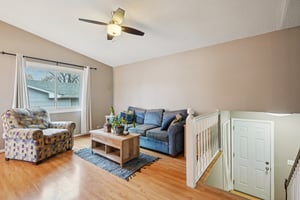 Eastview Cir-S1103-007.jpg