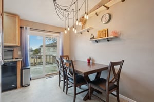 Eastview Cir-S1103-009.jpg