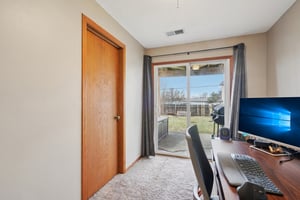 Eastview Cir-S1103-025.jpg