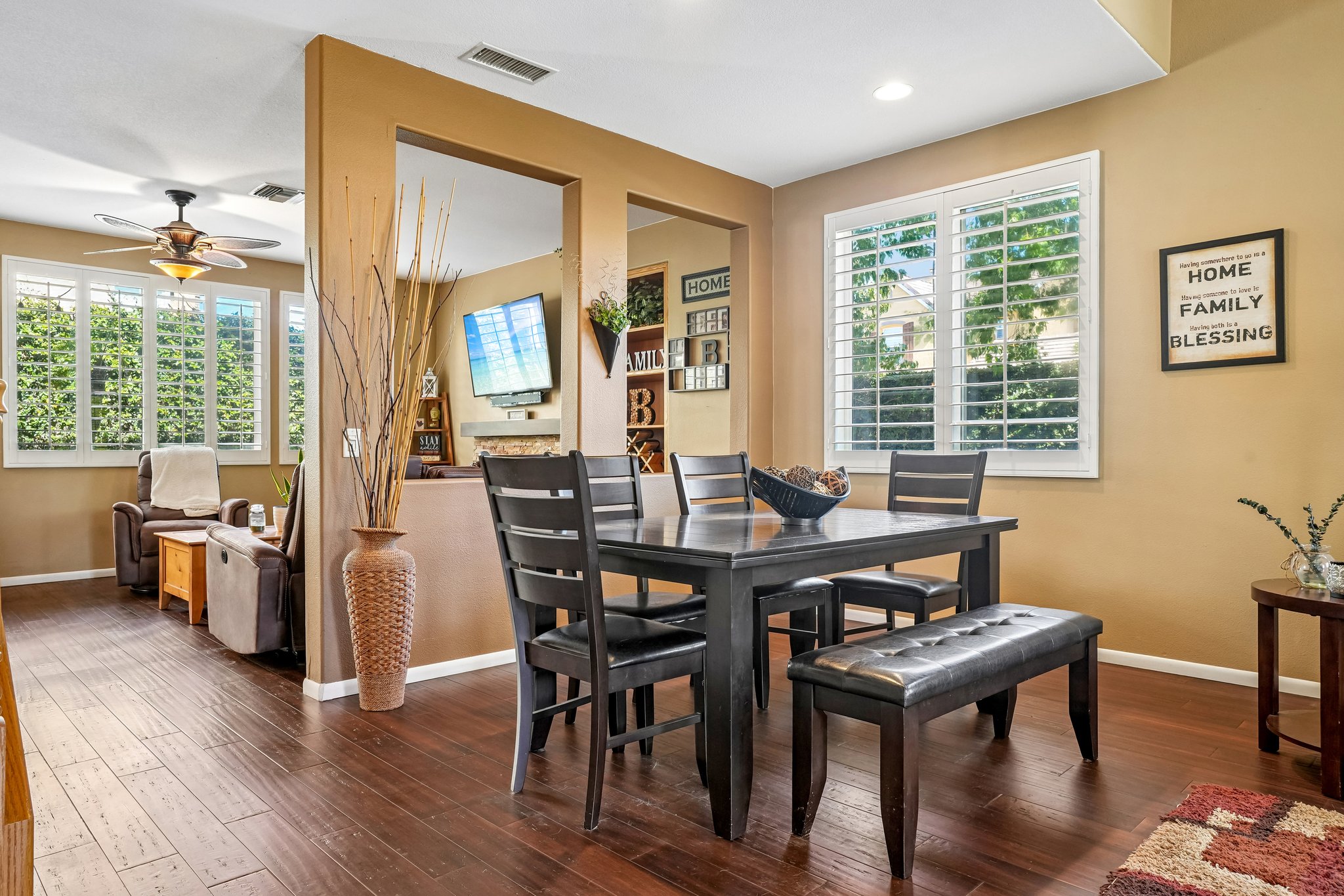 Kemp Dr-S1610-007.jpg