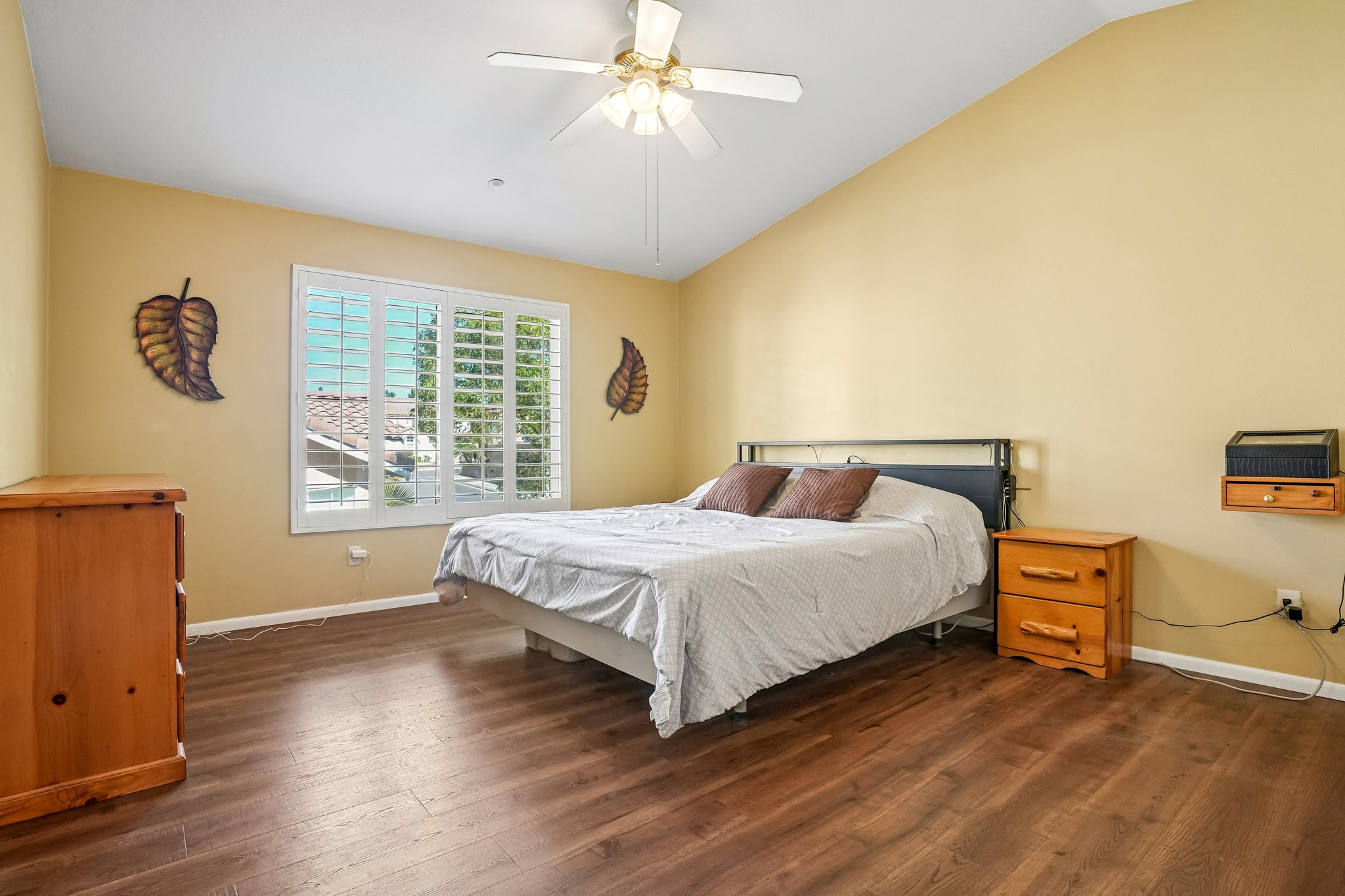 Kemp Dr-S1610-027.jpg