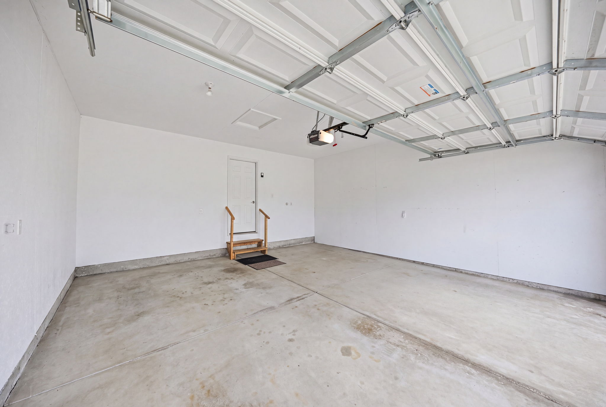  Photo 31
