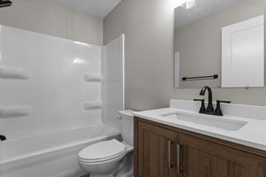  Photo 32