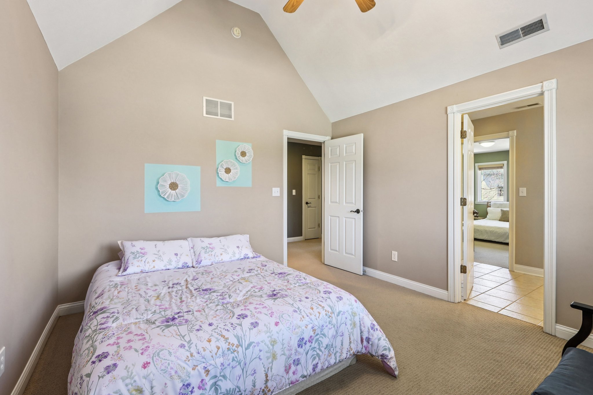 Springstone Rd-L0904-041.jpg