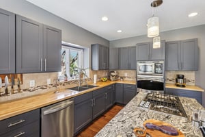 Springstone Rd-L0904-019.jpg