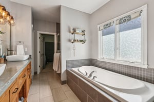 Springstone Rd-L0904-030.jpg