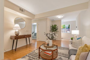 010_1028 55th St