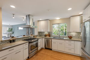 017_1028 55th St