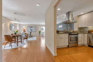 021_1028 55th St