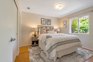 039_1028 55th St