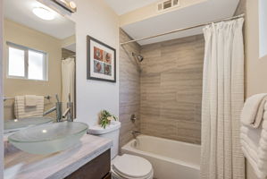 044_1028 55th St