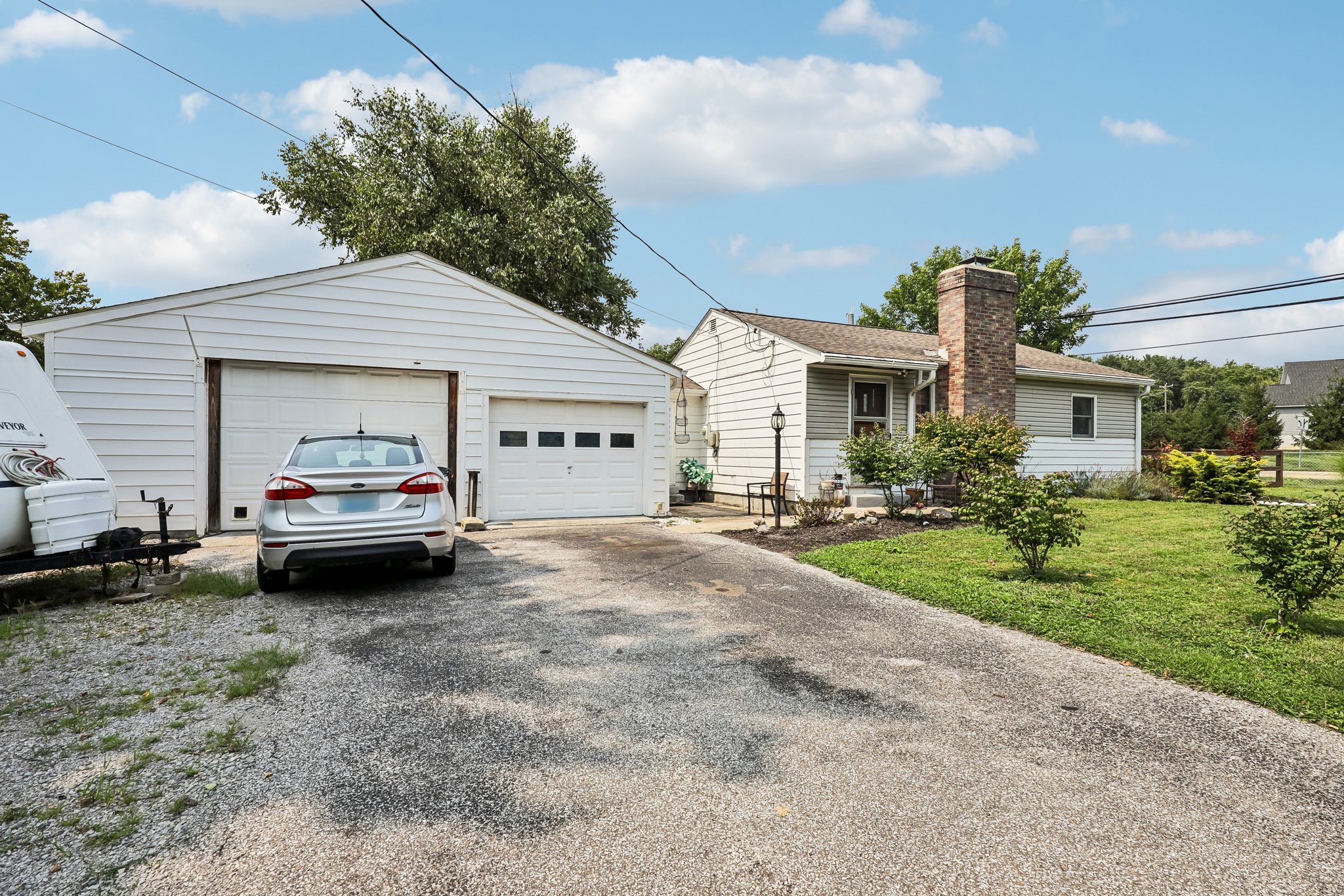 Anthony Ln-S1108-003.jpg