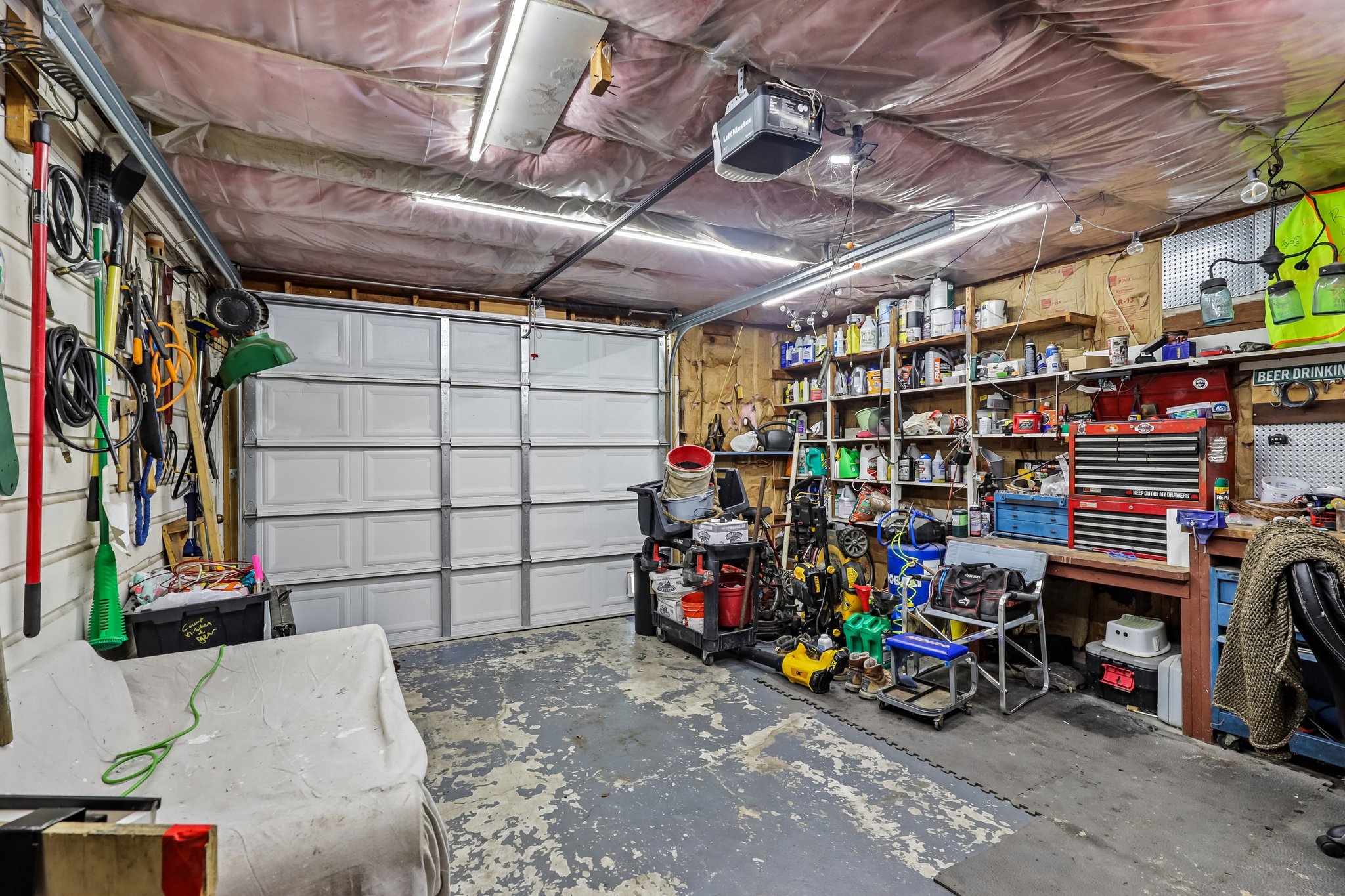 Anthony Ln-S1108-030.jpg
