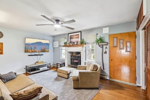 Anthony Ln-S1108-006.jpg