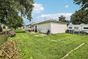 Anthony Ln-S1108-034.jpg