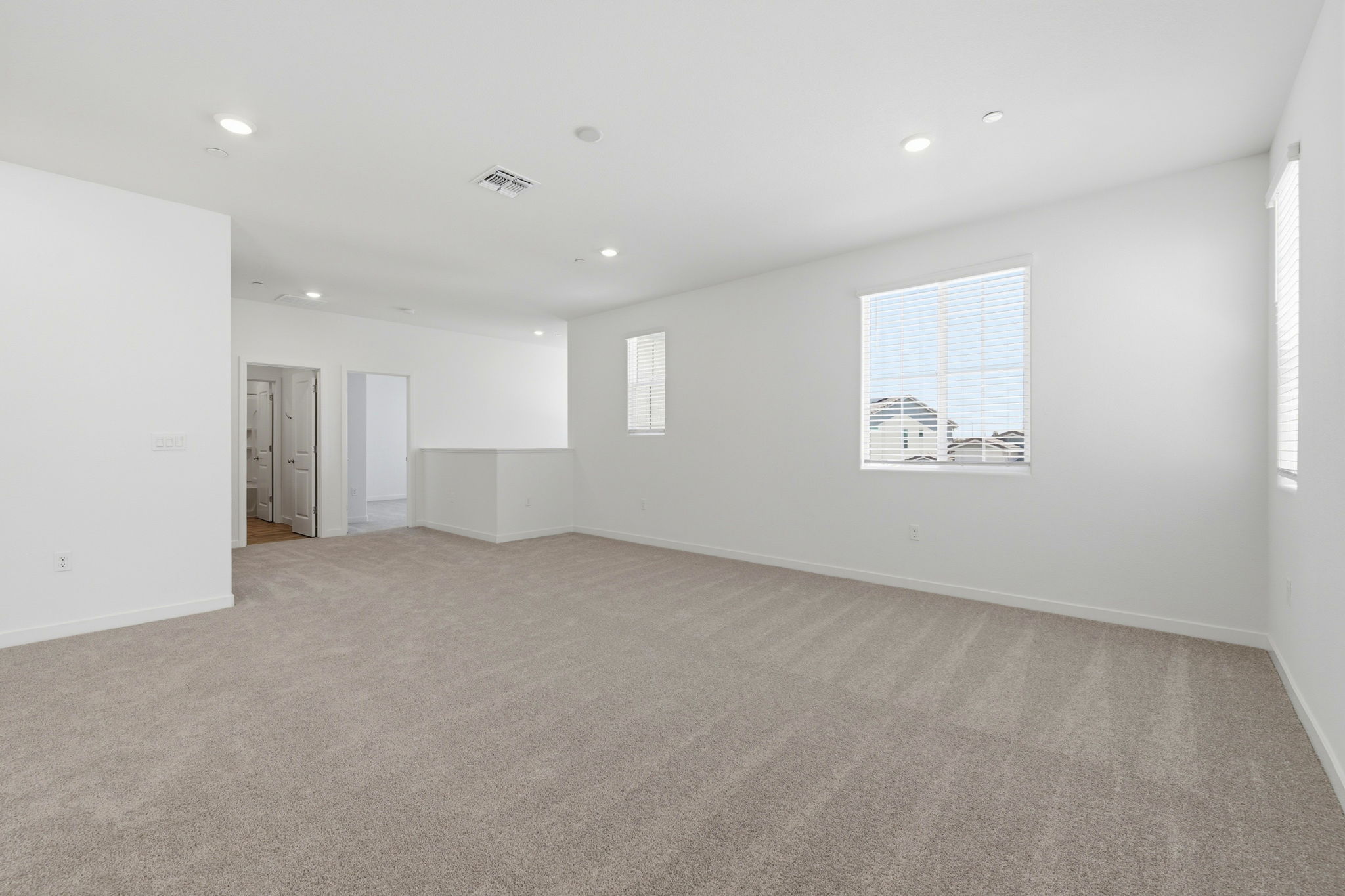 012_F8_1028 Bluebell Cir