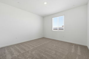 020_F8_1028 Bluebell Cir