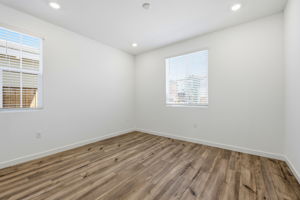 023_F8_1028 Bluebell Cir