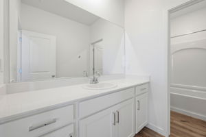 034_F8_1028 Bluebell Cir