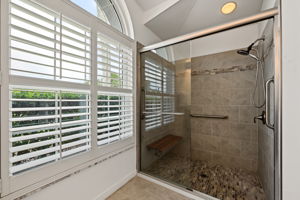 Primary Bathroom1b